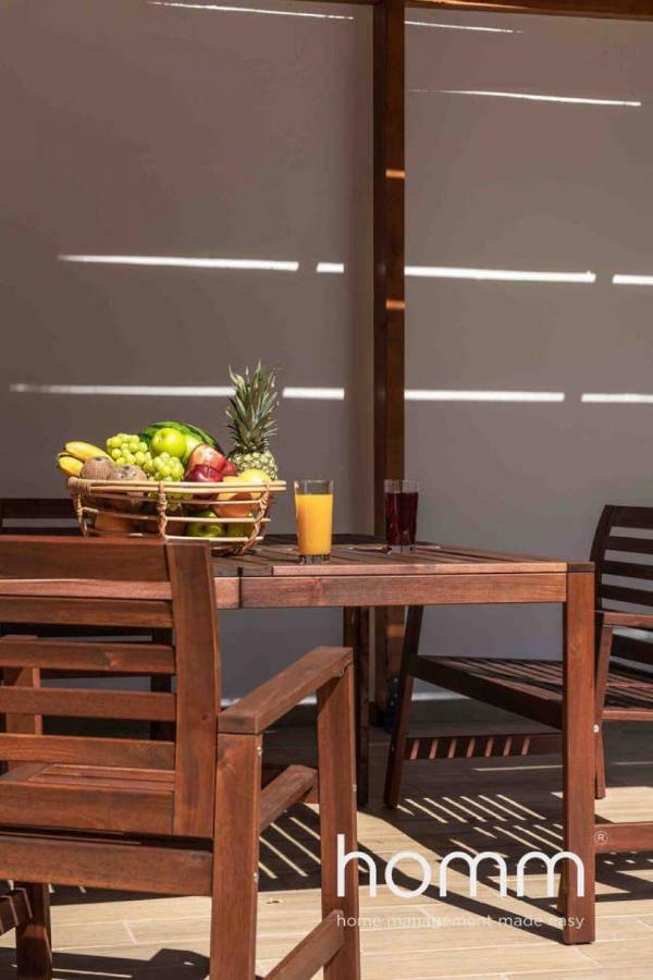 Nemeseos 1St Floor Homm Apartment With Roof Garden And Wading Pool Atene Esterno foto
